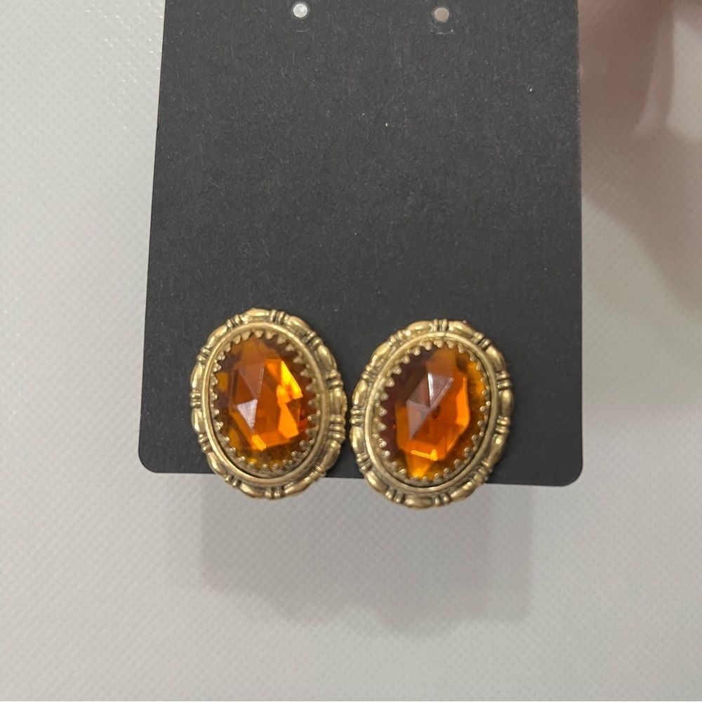 Vintage Whiting & Davis Gold Tone Orange Clip On Earrings